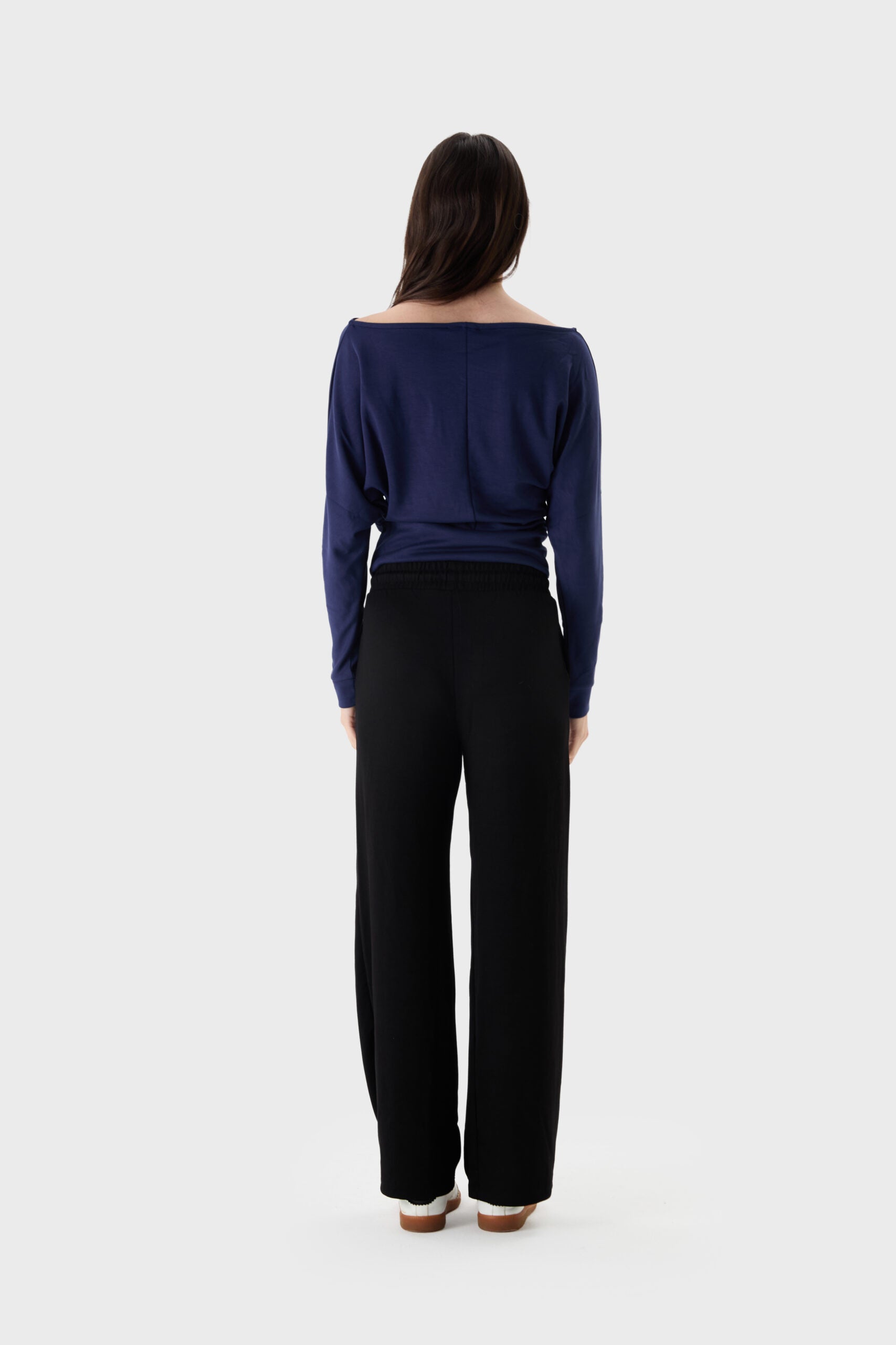 Relaxed Cropped Sweatshirt & Wide-Leg Pant Set image 6